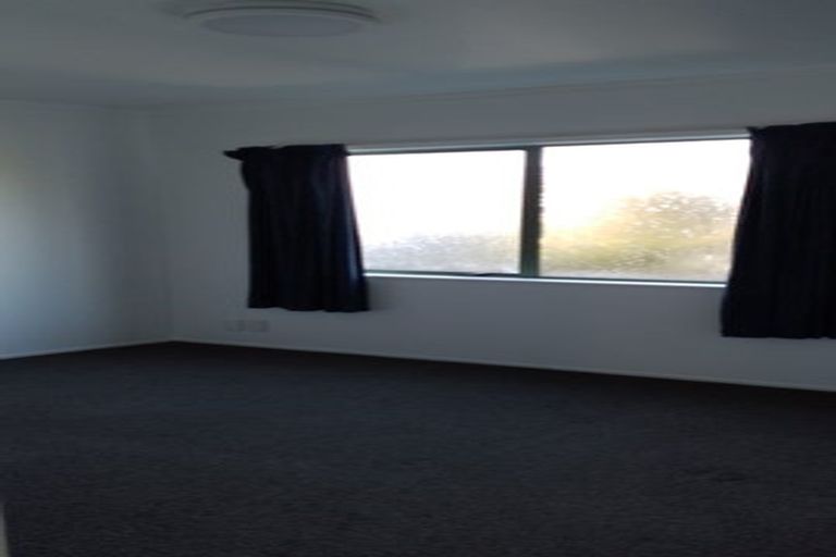 Photo of property in 528 Whangaparaoa Road, Stanmore Bay, Whangaparaoa, 0932