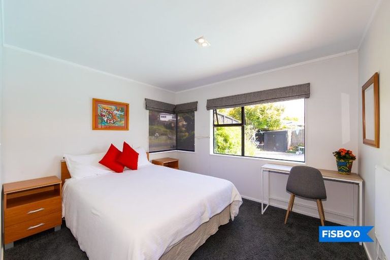 Photo of property in 66 Hetley Crescent, Taradale, Napier, 4112