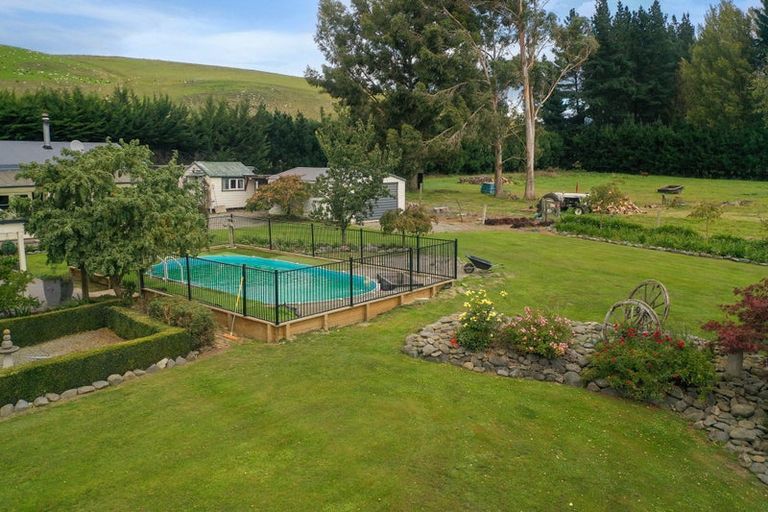 Photo of property in 1215 Pleasant Point-cave Highway, Cave, Pleasant Point, 7983