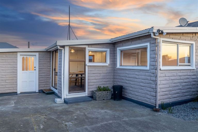 Photo of property in 47 Seymour Street, Hornby, Christchurch, 8042