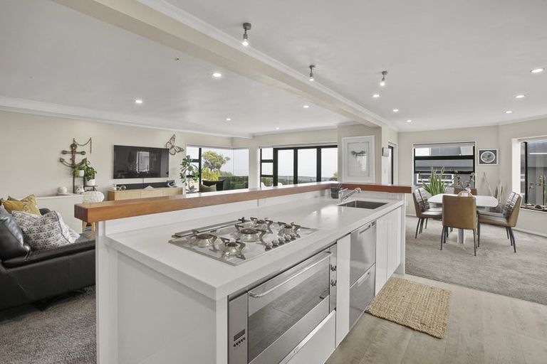 Photo of property in 23a/3 Hamblyn Street, Strandon, New Plymouth, 4312