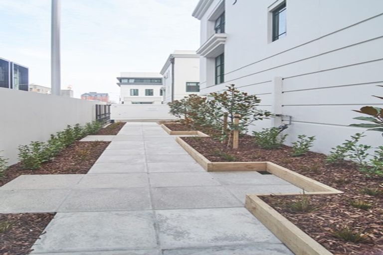 Photo of property in St James Courts, 9/77 Gloucester Street, Christchurch Central, Christchurch, 8013