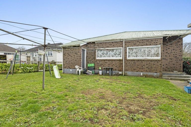 Photo of property in 9 Olivia Street, Stratford, 4332