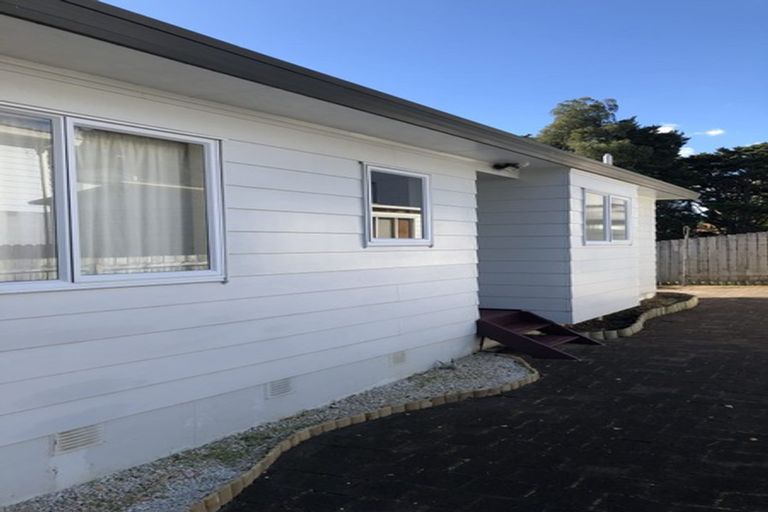 Photo of property in 3/45 Everglade Drive, Goodwood Heights, Auckland, 2105