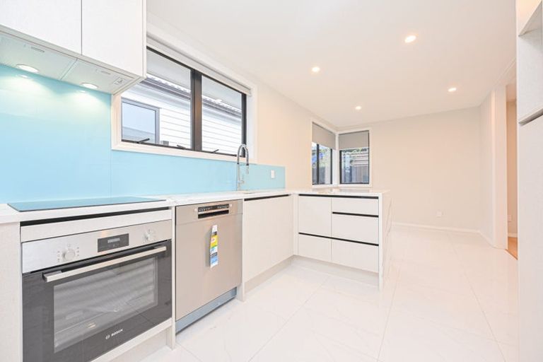 Photo of property in 15 Tindall Crescent, Otara, Auckland, 2023