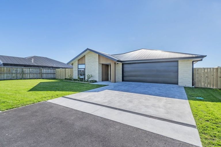 Photo of property in 38 Graeme Foote Street, Darfield, 7510