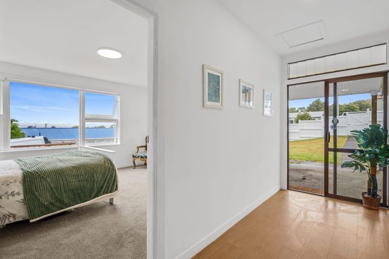 Photo of property in 31 Karaka Street, Helensville, 0800