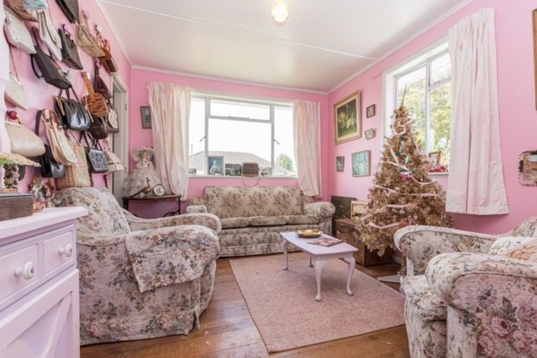 Photo of property in 11 Savage Crescent, Waipukurau, 4200