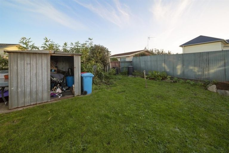 Photo of property in 25 Milmoe Street, Hawera, 4610