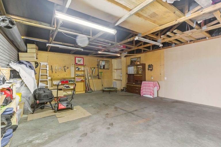 Photo of property in 89 Manuka Street, Castlecliff, Whanganui, 4501