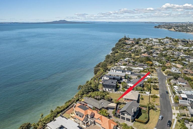 Photo of property in 1/127 Churchill Road, Rothesay Bay, Auckland, 0630
