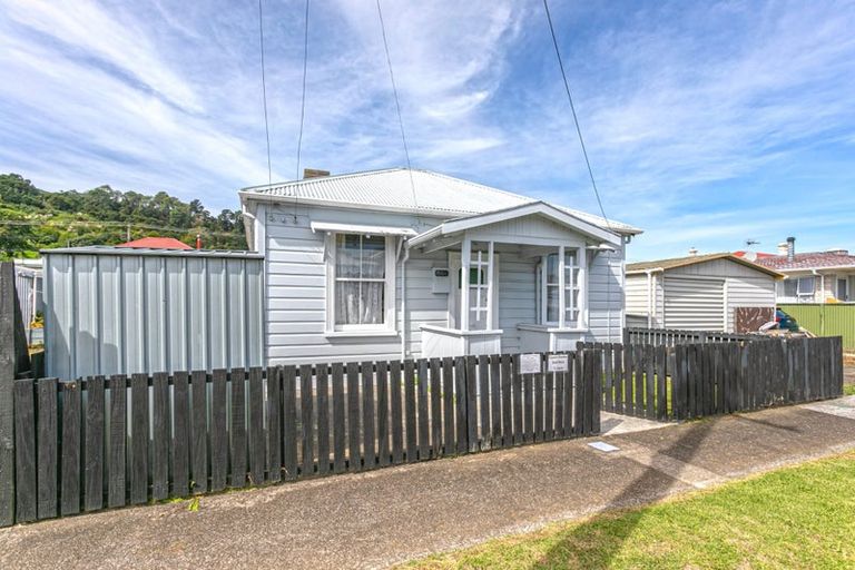Photo of property in 717 Queen Street, Thames, 3500