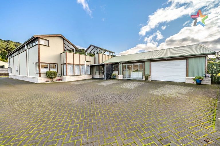 Photo of property in 28 Kawatiri Grove, Wainuiomata, Lower Hutt, 5014