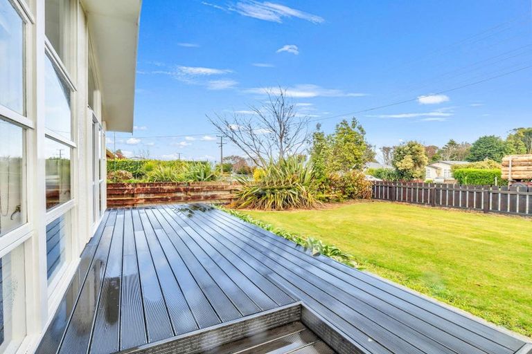 Photo of property in 5 Oturi Road, Waverley, 4510