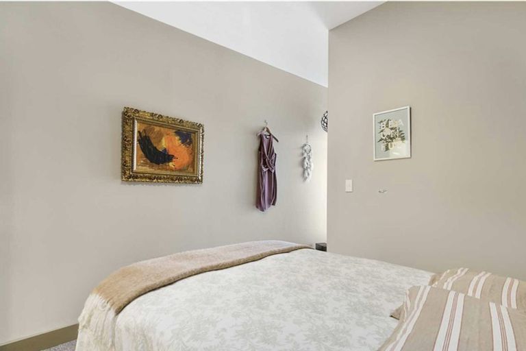 Photo of property in Canvas Apartments, 18/307u Willis Street, Te Aro, Wellington, 6011