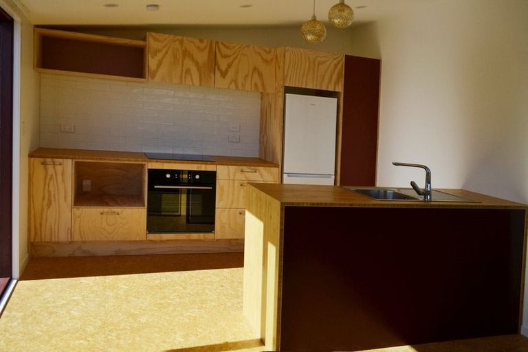 Photo of property in 9 Challis Place, Mount Pleasant, Christchurch, 8081