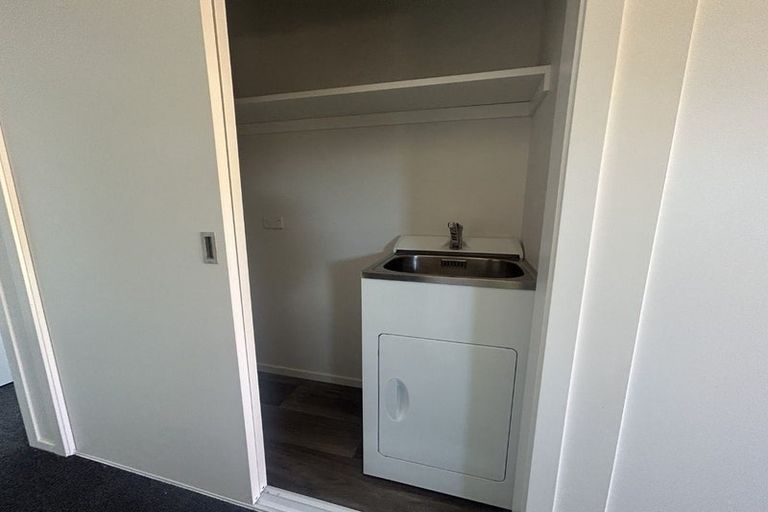 Photo of property in 29 Chadwick Place, Highbury, Palmerston North, 4412