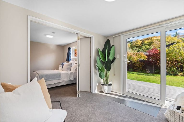 Photo of property in 12 Glamis Place, Cashmere, Christchurch, 8022