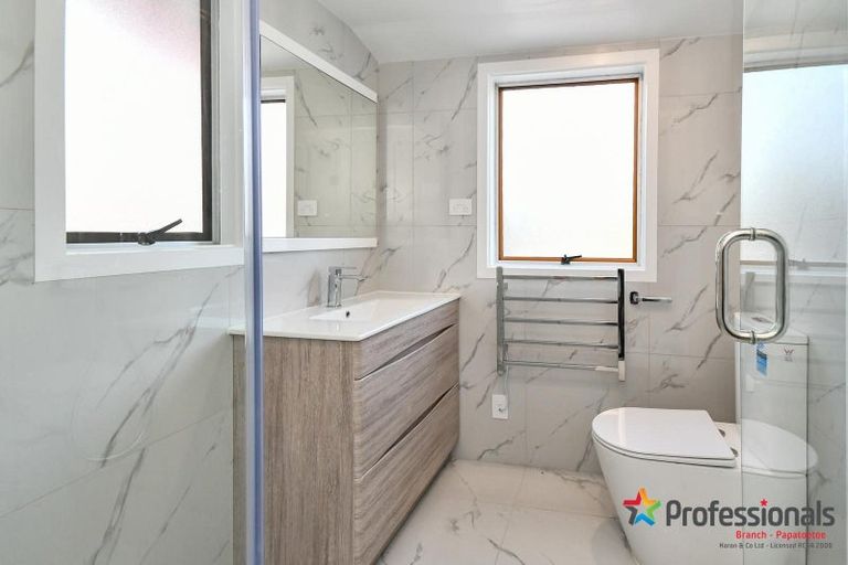 Photo of property in 5 Heathberry Close, Papatoetoe, Auckland, 2025