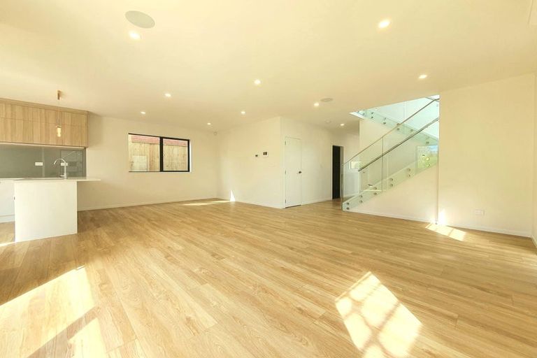 Photo of property in 55 Kea Road, Silverdale, 0932