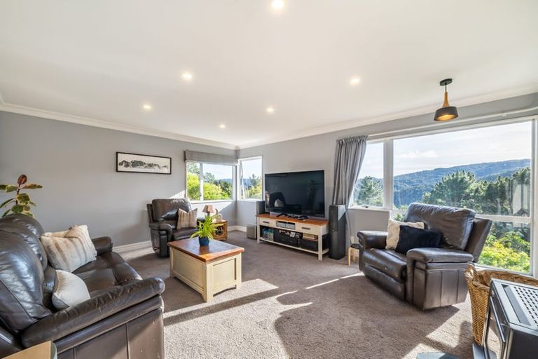 Photo of property in 1154e State Highway 2, Te Marua, Upper Hutt, 5018