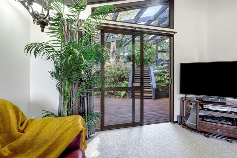 Photo of property in 4 Mizzen Place, Whitby, Porirua, 5024