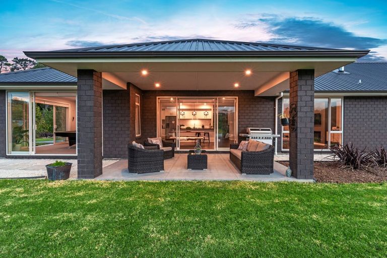 Photo of property in 157 Blackbridge Road, Dairy Flat, Albany, 0794