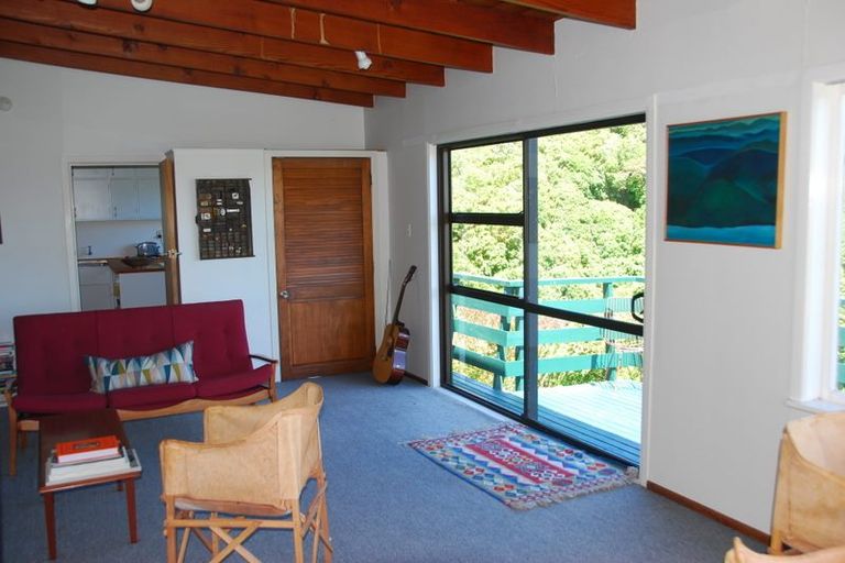 Photo of property in 94 Karepa Street, Brooklyn, Wellington, 6021