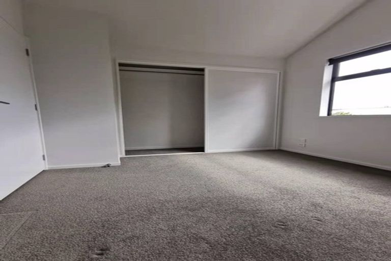 Photo of property in 2/61 Peverel Street, Riccarton, Christchurch, 8041