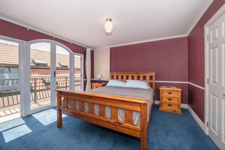 Photo of property in 50c Maunganui Road, Mount Maunganui, 3116