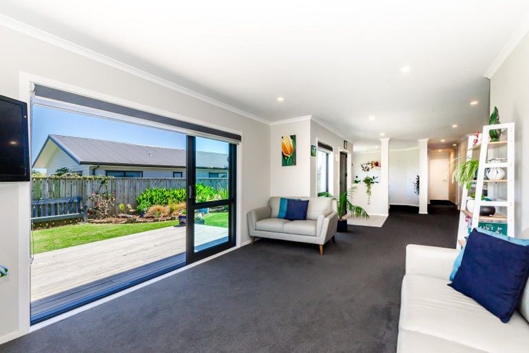 Photo of property in 5 Te Wiremu Lane, Otaki, 5512