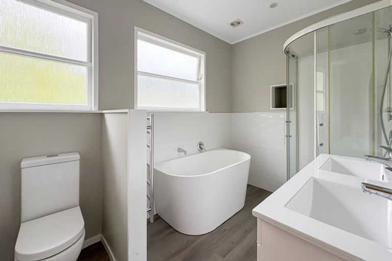 Photo of property in 14 Holland Street, Wainuiomata, Lower Hutt, 5014