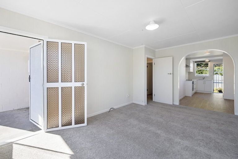 Photo of property in 4/290 Carrington Street, Vogeltown, New Plymouth, 4310