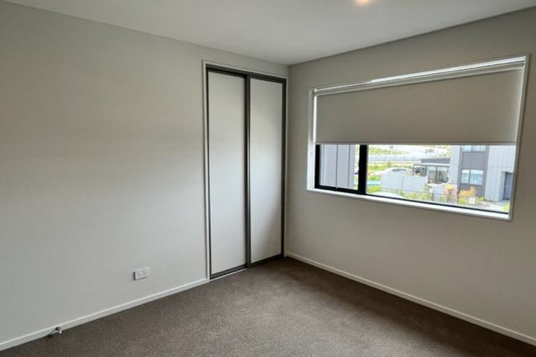 Photo of property in 21 Orona Place, Takanini, 2112