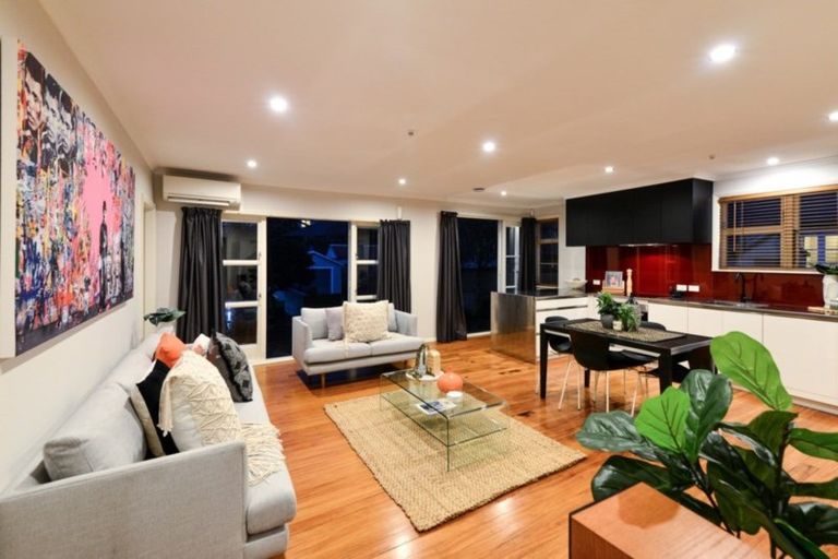 Photo of property in 3 Newall Street, Hamilton East, Hamilton, 3216