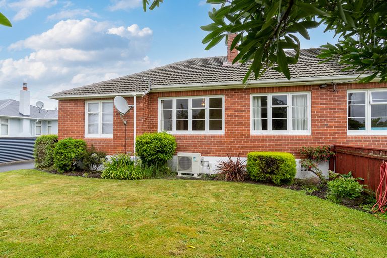 Photo of property in 100 Church Street, Masterton, 5810