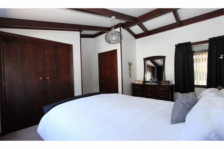 Photo of property in 12 Howick Road, Blenheim, 7201