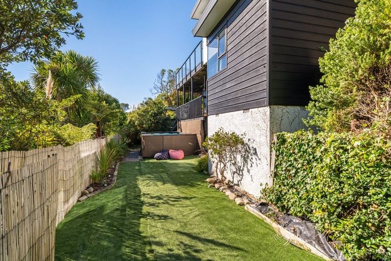 Photo of property in 50 Molyneux Close, Whitby, Porirua, 5024