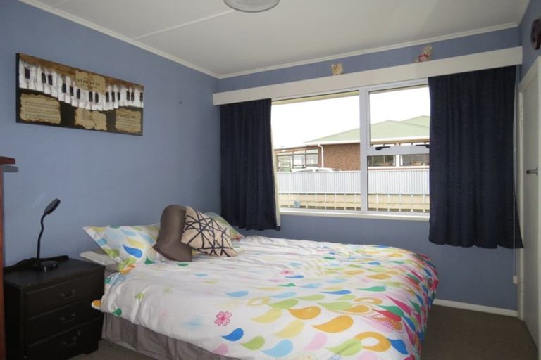 Photo of property in 12 John Street, Levin, 5510