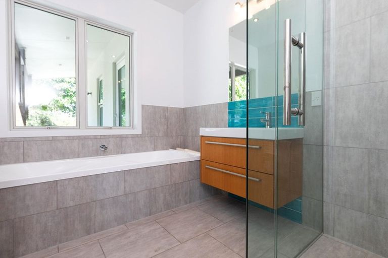 Photo of property in 218 Tarata Road, Inglewood, 4387