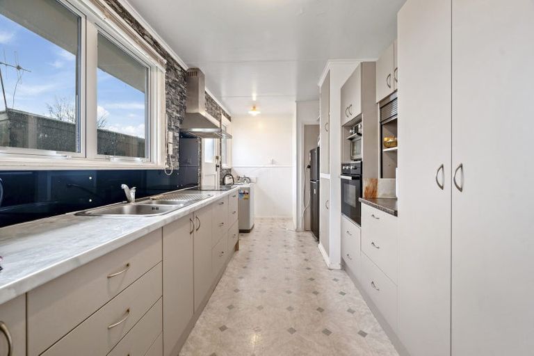 Photo of property in 6 Paehoro Grove, Turangi, 3334