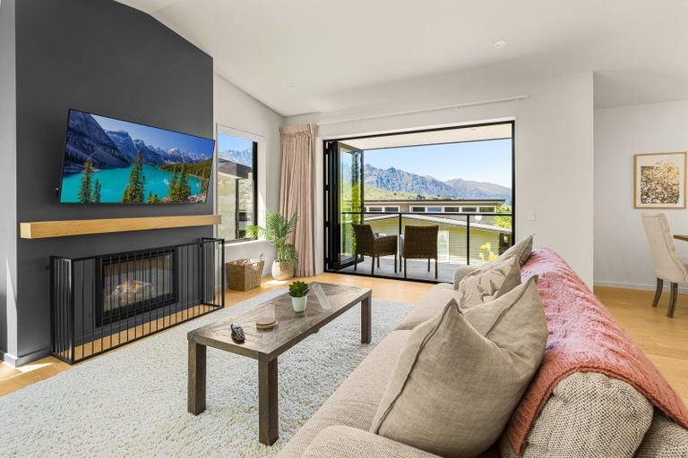 Photo of property in St Andrews Park, 15 Saint Samantha Lane, Queenstown, 9300