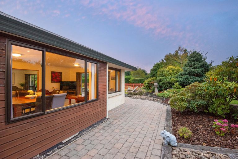 Photo of property in 35 Green Island Bush Road, Blackhead, Dunedin, 9076