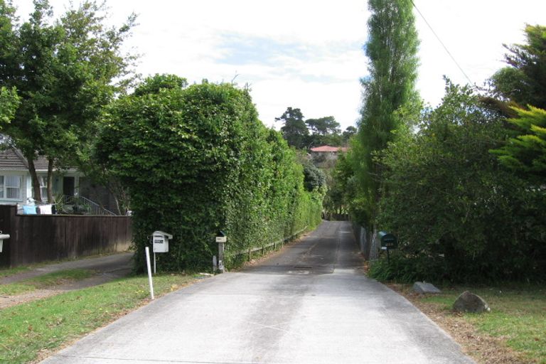 Photo of property in 222 Forrest Hill Road, Forrest Hill, Auckland, 0620