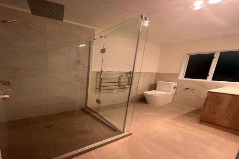 Photo of property in 1/42 Pomaria Road, Henderson, Auckland, 0610