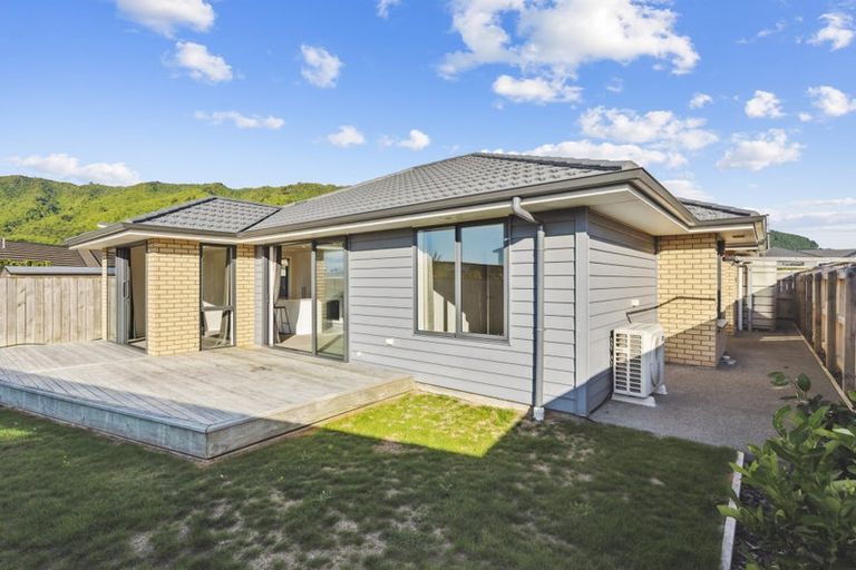 Photo of property in 5 Pohe Street, Waikanae, 5036