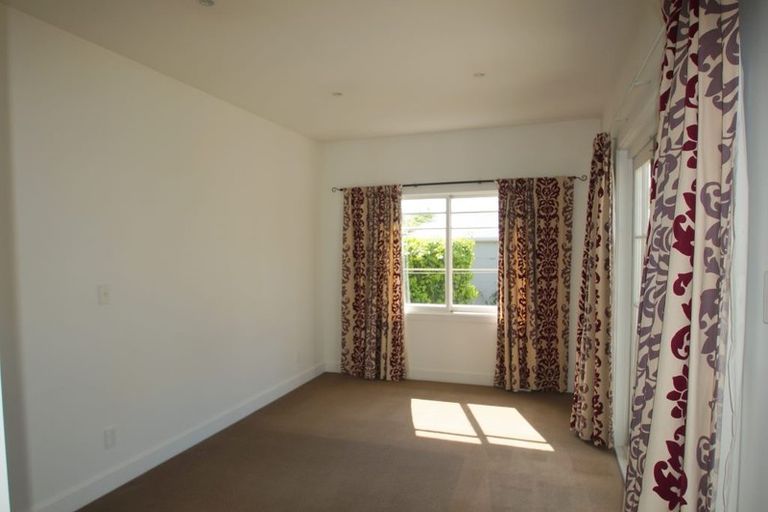 Photo of property in 105 Saint Martins Road, Saint Martins, Christchurch, 8022