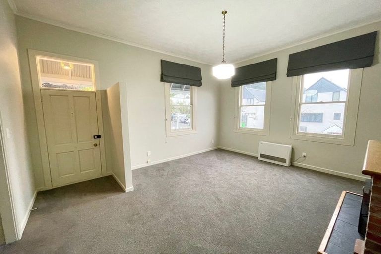 Photo of property in 1 Pitarua Street, Thorndon, Wellington, 6011