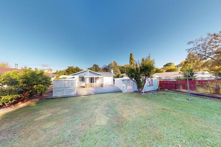 Photo of property in 19 Skerman Street, Marton, 4710