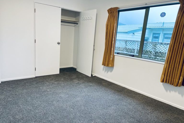 Photo of property in 13 Rawson Street, Tawa, Wellington, 5028